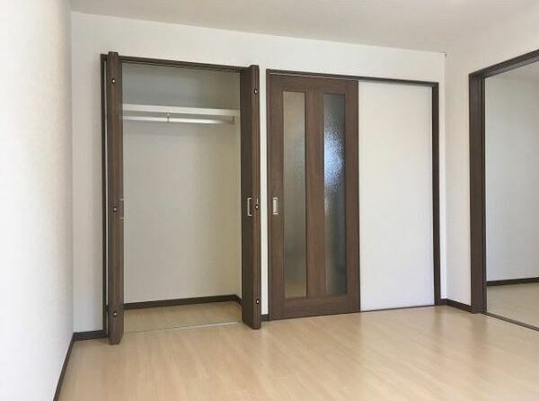 フラッツ幸　A棟 収納