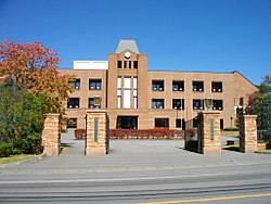 上田戸建Ⅱ 大学・短大