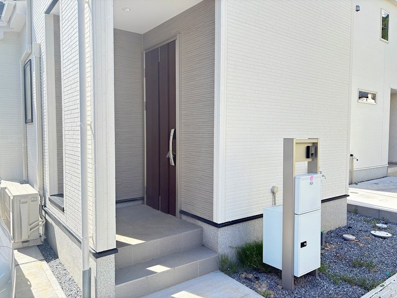 常磐城6丁目戸建 エントランス