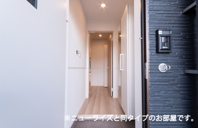 ヴィラ　ノーチェ 玄関