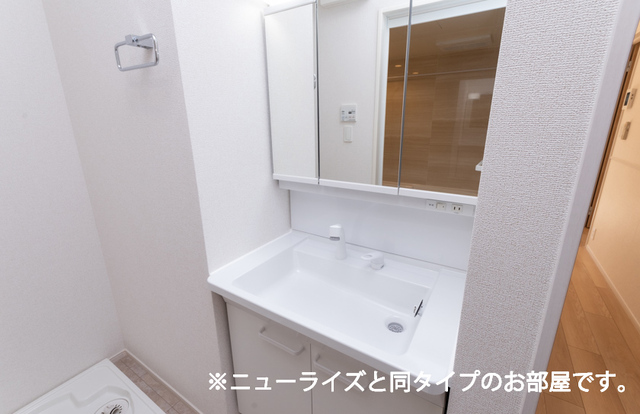 ヴィラ　ノーチェ 洗面所