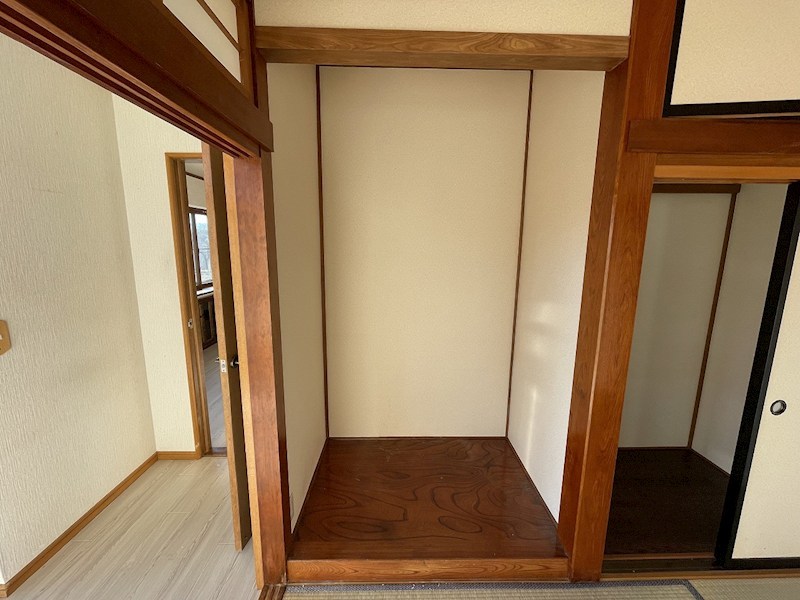 上野一戸建 収納