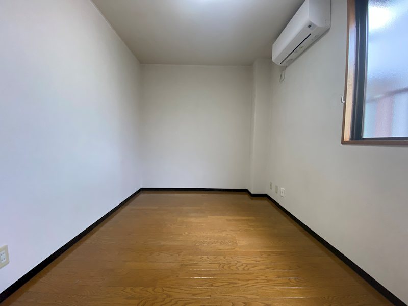 スクエア臼田 ベッドルーム