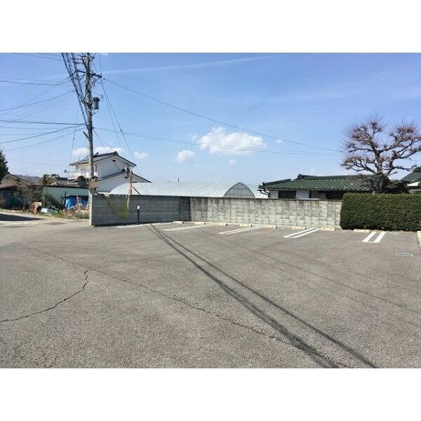 MKⅢ 駐車場