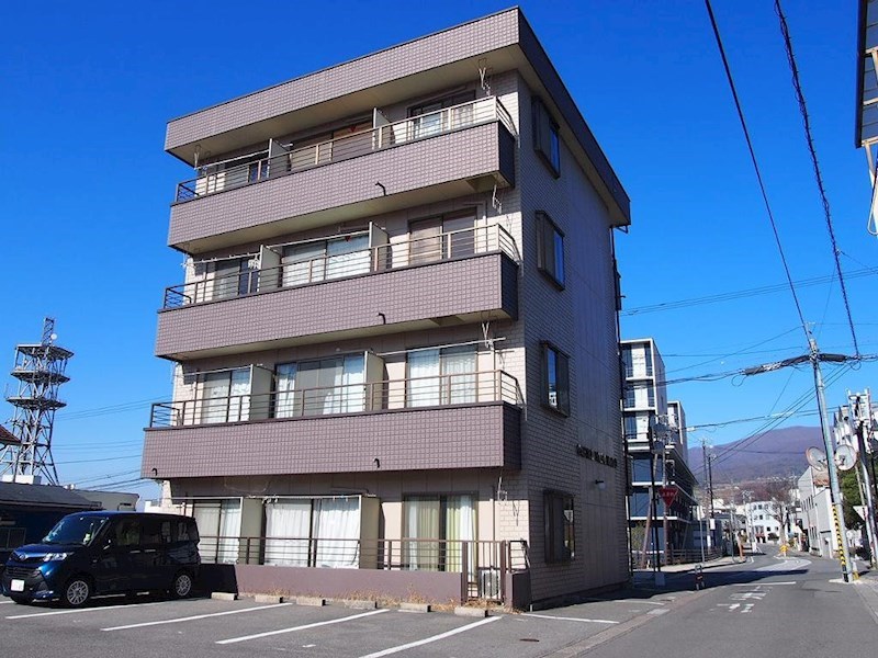 キャッスルヨシカワB 外観