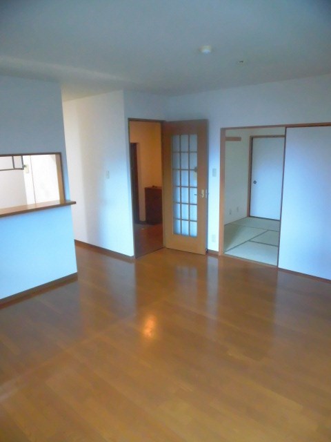 ビラ妙松館 リビング