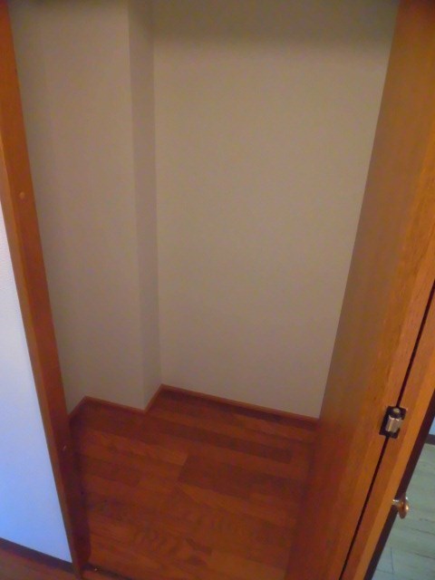 ビラ妙松館 収納