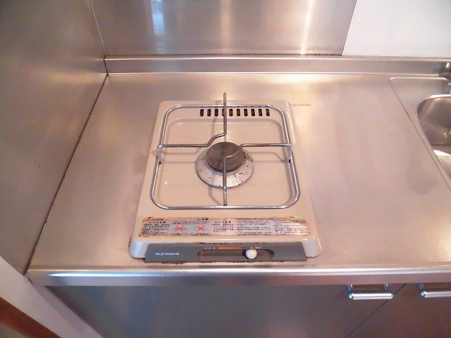 武與門ビル キッチン