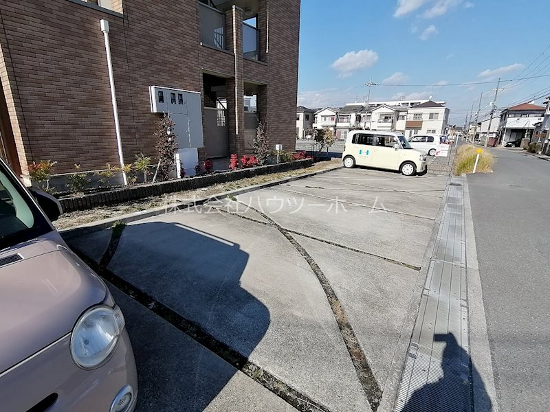 ボヌール 駐車場