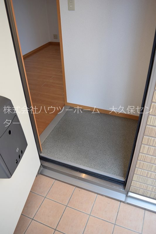 ラ・クージュ 玄関