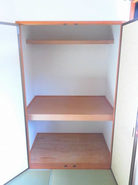 シャトー山翠 収納