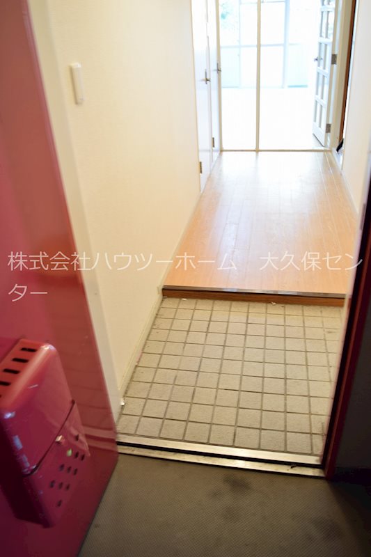 壱番館 玄関