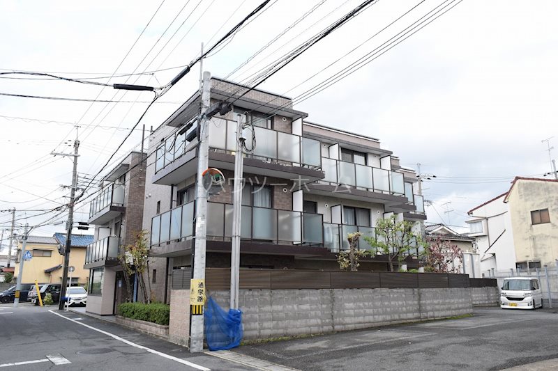 第61長栄エクセレントハイム 外観