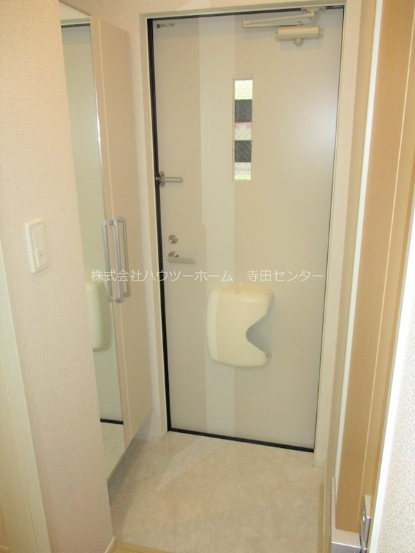 APT.くりくま 玄関