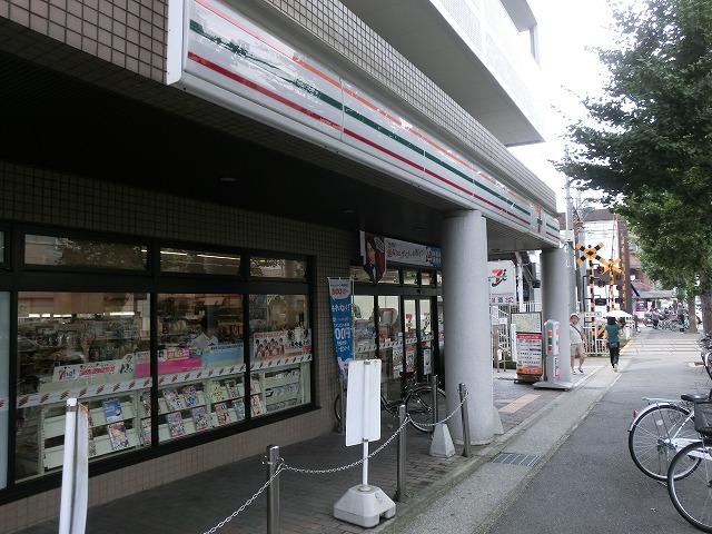 Palazzo di Ratti コンビニ