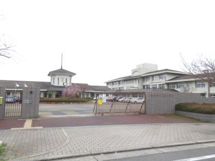 アウスレーゼ 小学校
