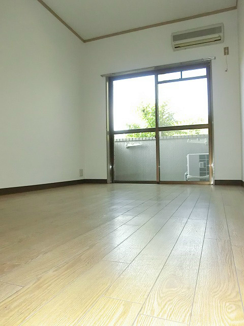 メゾンジョアⅠ ベッドルーム