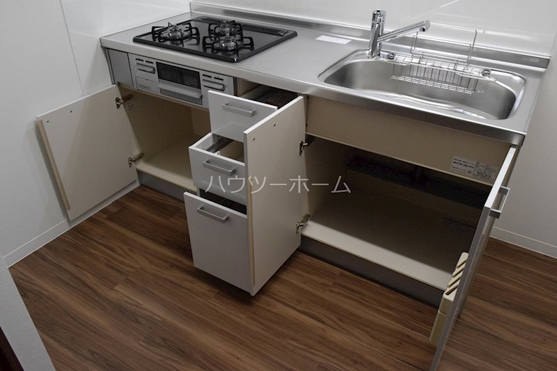 シロハイヌ向島 キッチン
