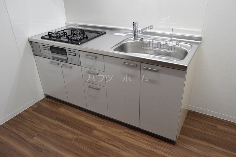 シロハイヌ向島 キッチン
