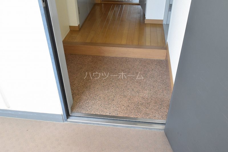 インペリアルパレスリバーサイド 玄関