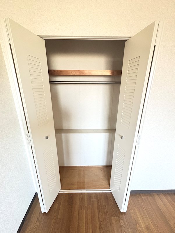ベルヴィ西浦 収納