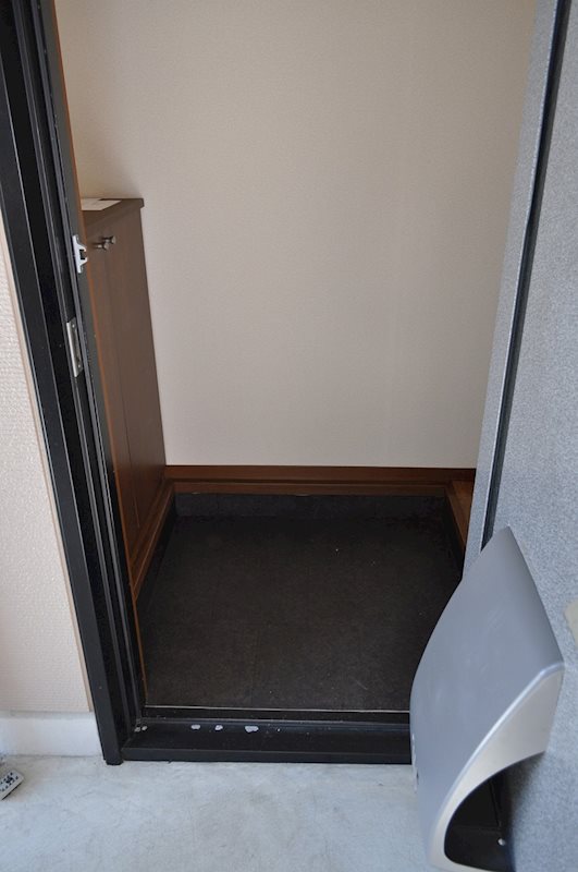 フラッツ北山 玄関