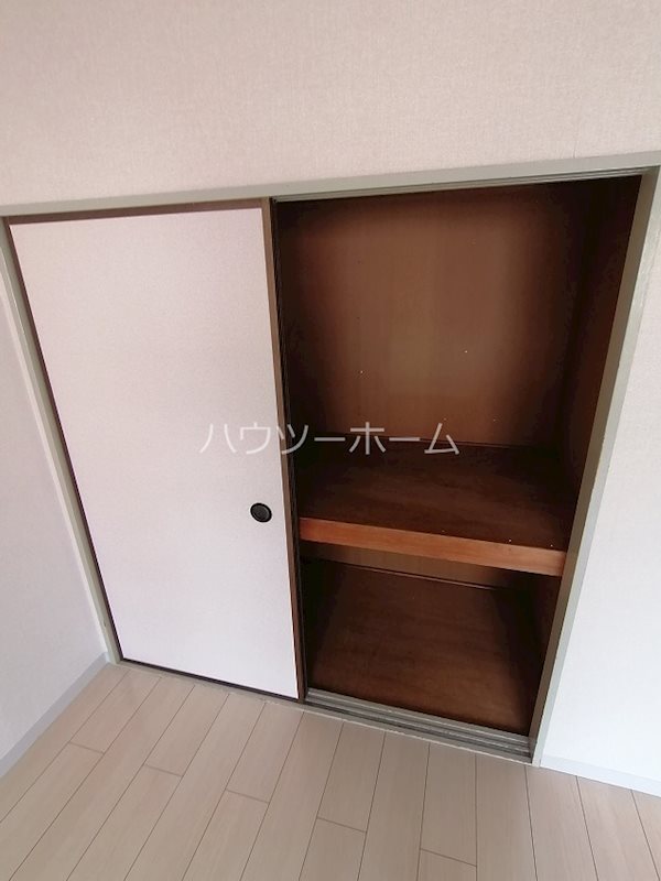 パレーシャル柳田 収納