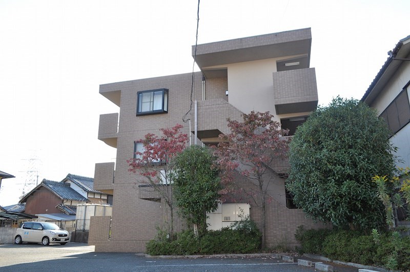 リュミエ京田辺 外観