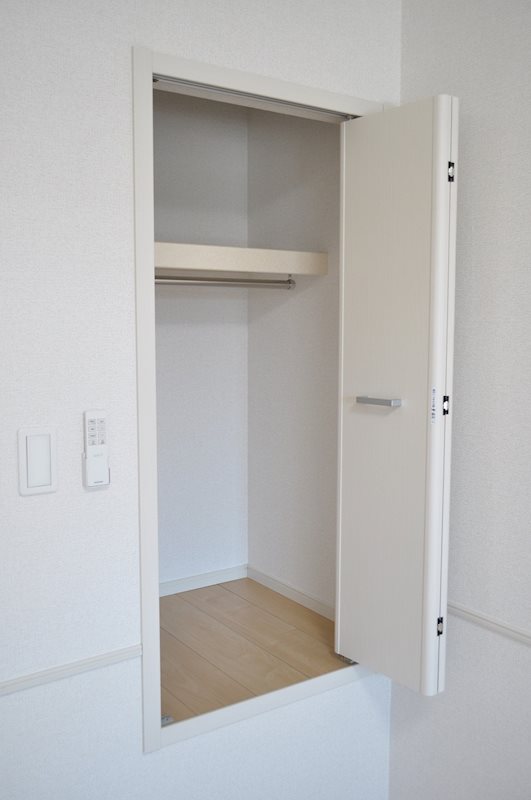 ウッデイ　オアシスⅠ  収納