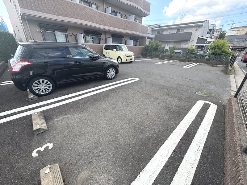 ディアコート広野 駐車場