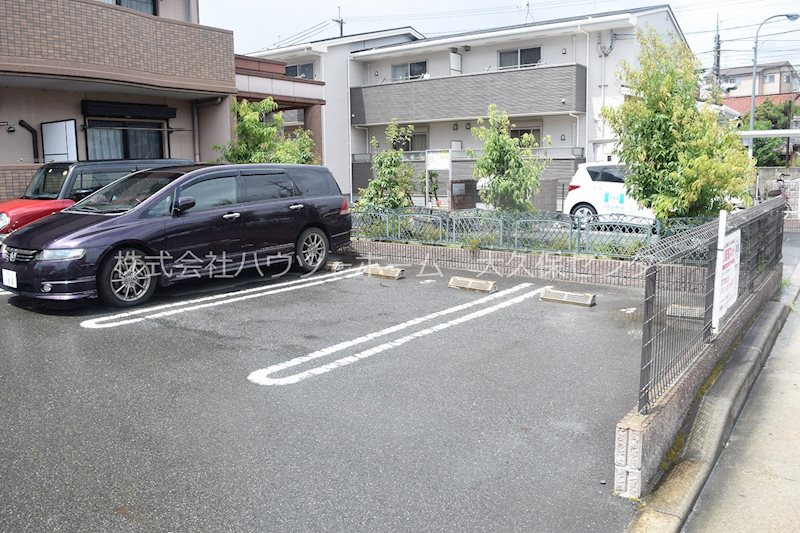 ディアコート広野 駐車場