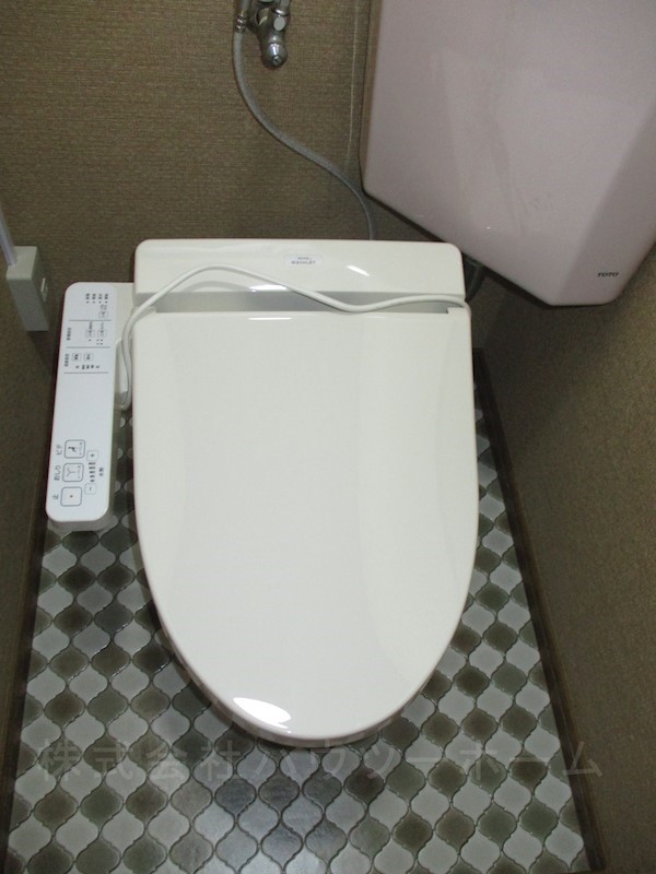 富野乾垣内貸家 トイレ