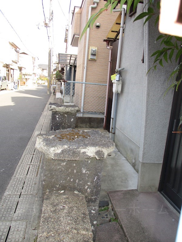 富野乾垣内貸家 玄関