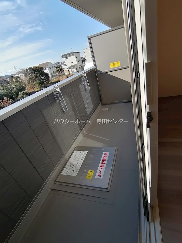 シンフォニー久津川 ベランダ