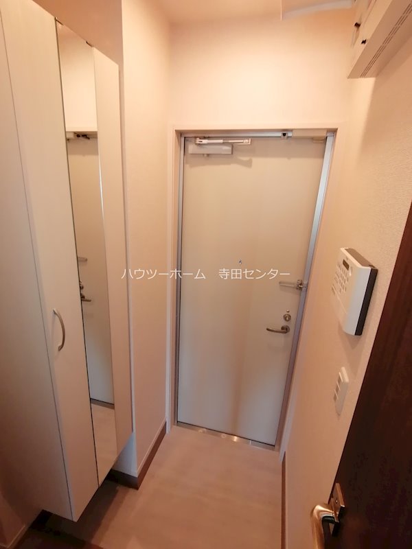 シンフォニー久津川 玄関