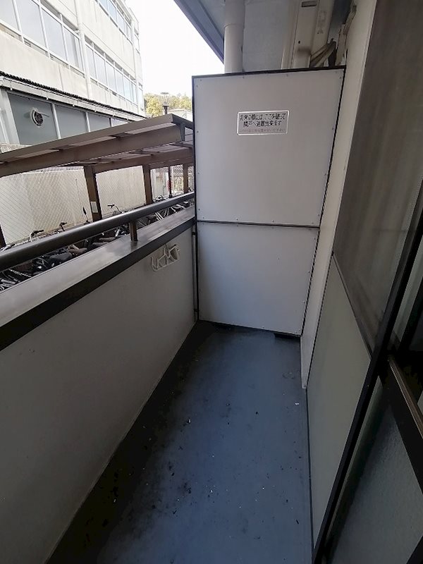 ヴィラ田辺2号館 ベランダ