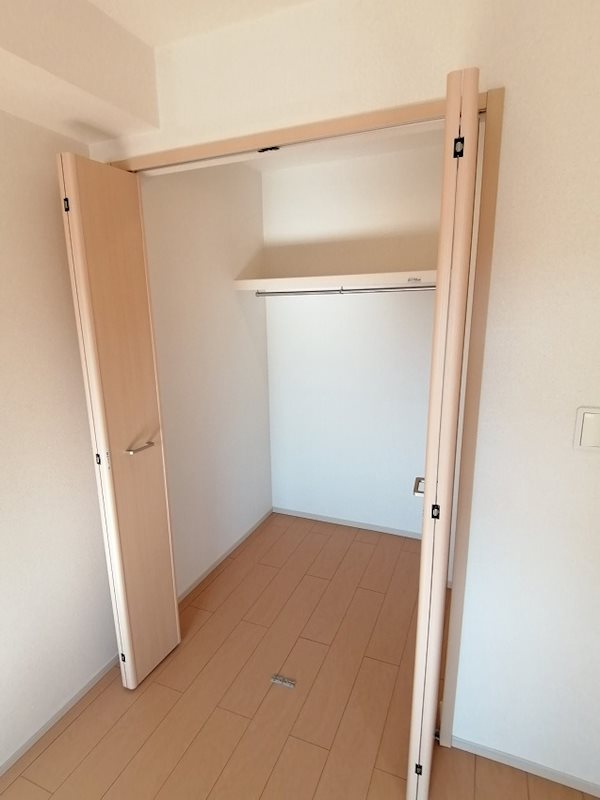 シャトーヒルズ南館 収納