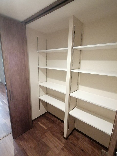 ブランドール北山 収納