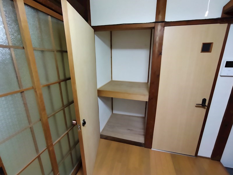 西野荘 収納