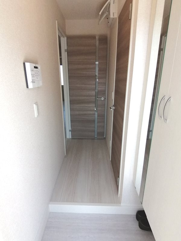グランドールヴィラ 玄関