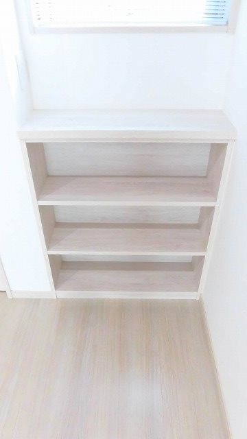フォレスタ上高野 収納