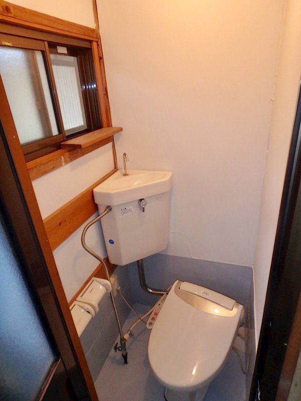上田住宅　平屋 トイレ