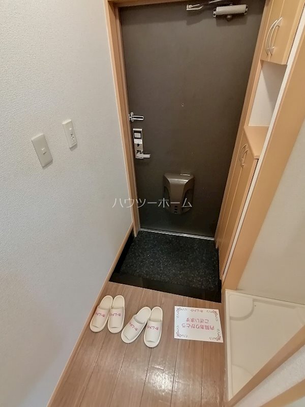 カサベルデ 玄関