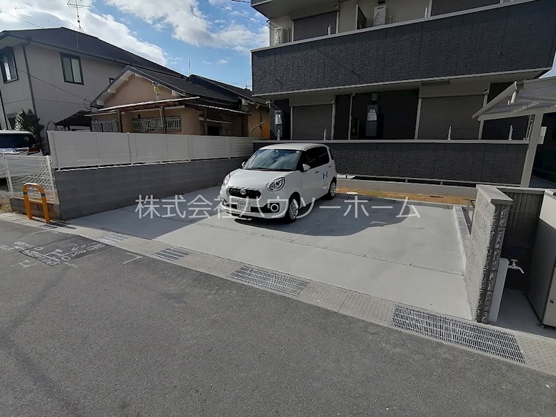 ピアソルテ 駐車場