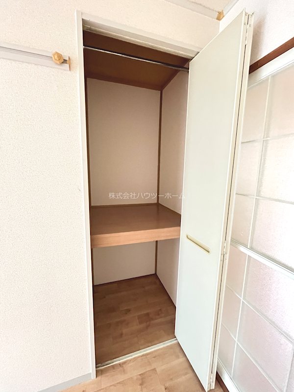ヴィラ塚の木Ⅱ号館 収納