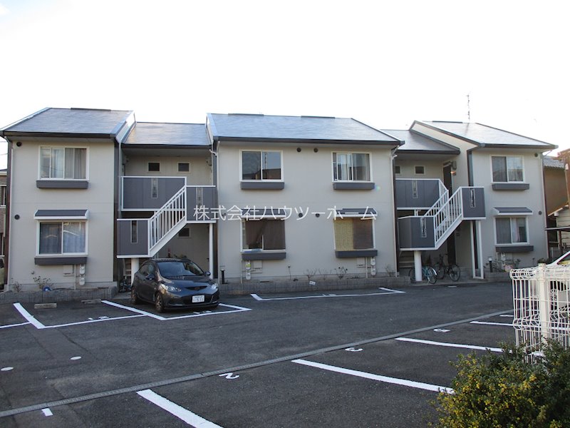 ヴィラ塚の木Ⅱ号館 駐車場
