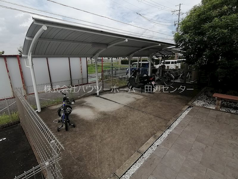 パルタージュ 駐車場