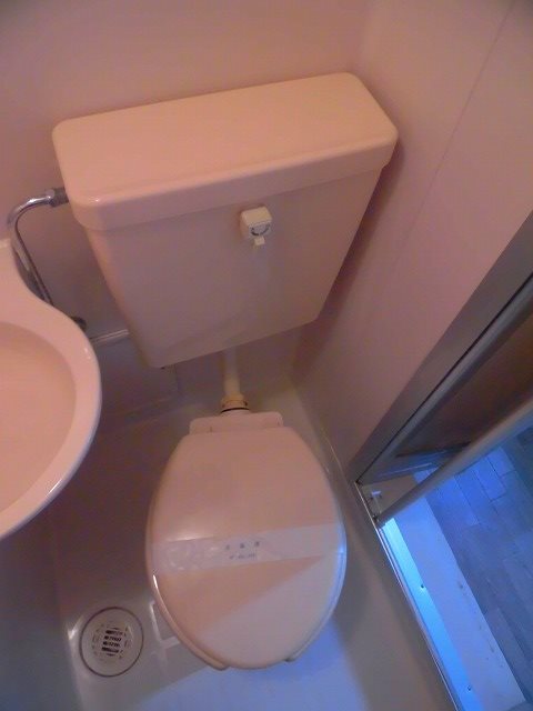 メモリー北白川 トイレ
