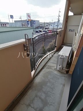 ケイズメゾン春日森 ベランダ