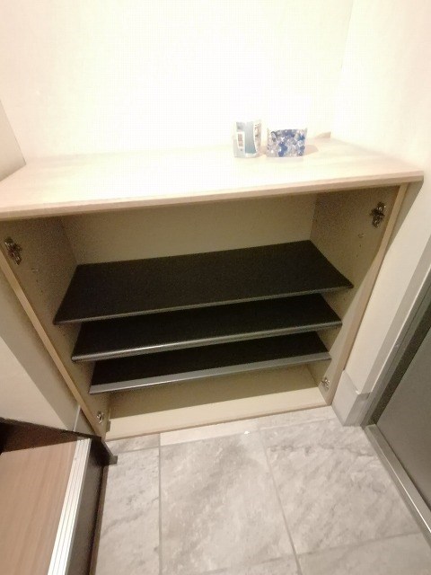 アベニール修学院 収納